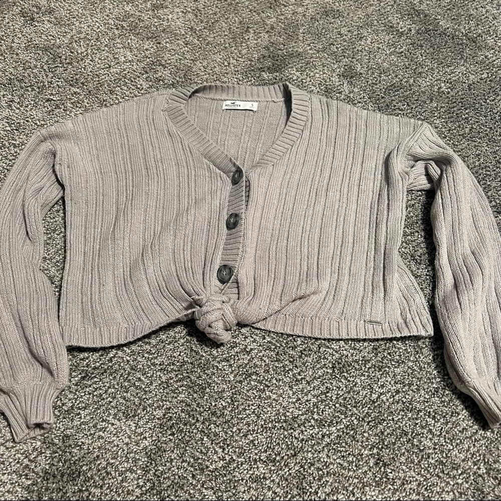 Hollister gray button down long sleeve shirt S